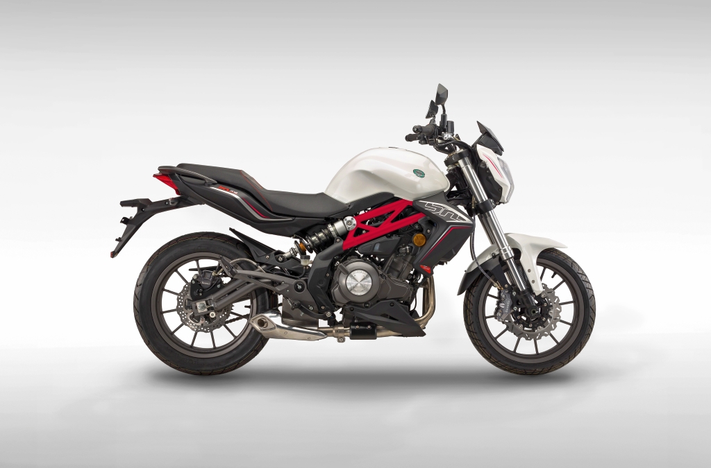 Benelli BN 302 - Naked Benelli BN 302