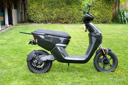 Keeway E-Zi Plus elektromos robogó 2021 modell 1