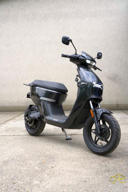 Keeway E-Zi Plus elektromos robogó 2021 modell 7