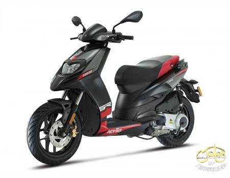 Aprilia SR 50 Motard robogó