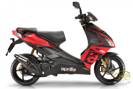 Aprilia SR  50 R E4 motorral 2018 modell