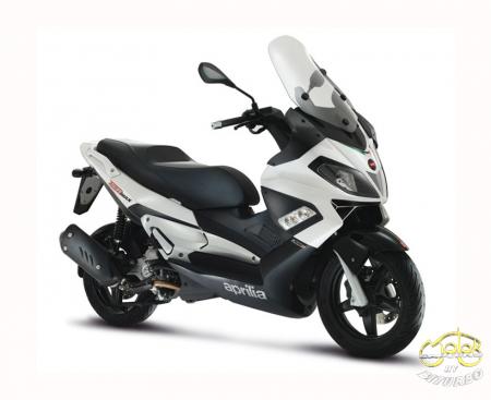 Aprilia SR Max 300 robogó fehér 1