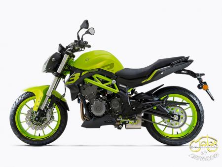 Benelli 302S zöld sportmotor 14