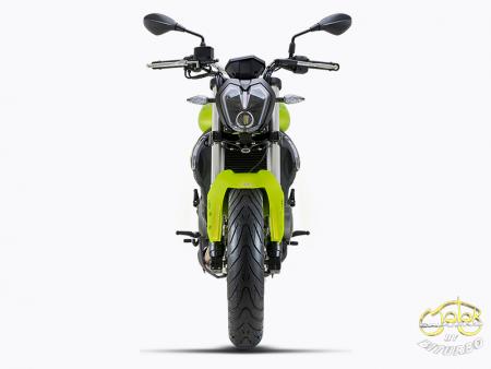 Benelli 302S zöld sportmotor 17