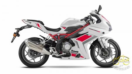 Benelli Tornado 302 túra sport motor 