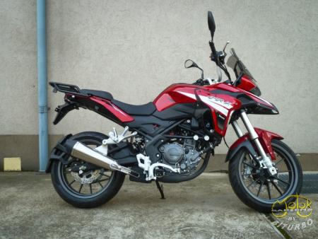 Benelli Trk 251 piros 1