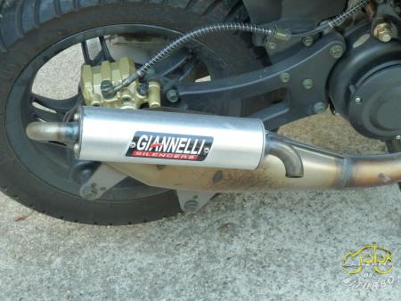 Benelli Quattronove X on road 50 2t robogó 3