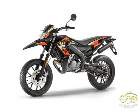 Derbi Senda Xtreme 50 supermoto bal eleje