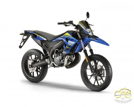 Derbi Senda Xtreme 50 supermoto jobb eleje