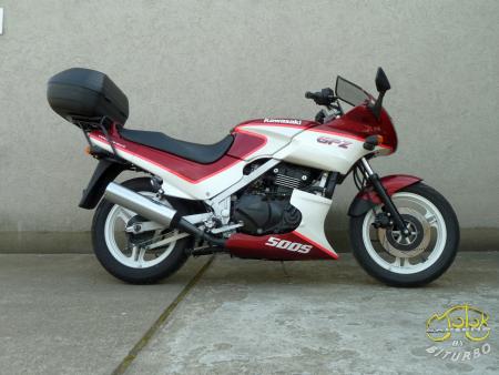 Kawasaki GPZ 500 S sportmotor 4