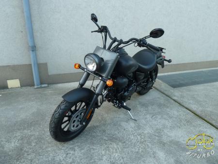 Keeway Blackster 250 roadstar 3