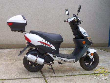 Keeway Hurricane 50 robogó fehér 5