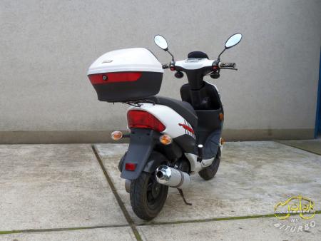 Keeway Hurricane 50 robogó fehér 6