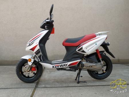 Keeway Ry8 50 2t robogó 1
