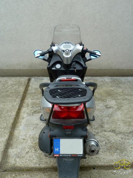 Kymco Grand Dink 250 nagyrobogó 7