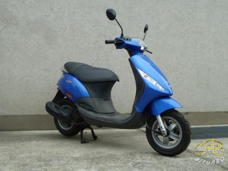 Piaggio Zip 50 2t használt robogó jobb eleje