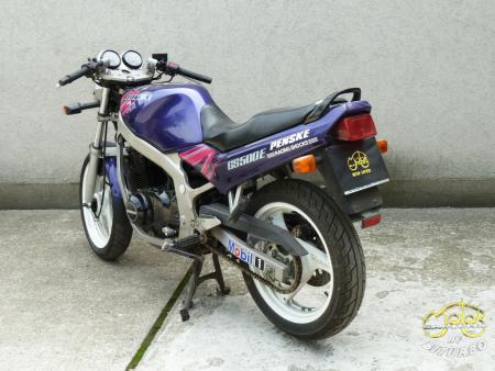 Suzuki GS 500 E naked bike 4