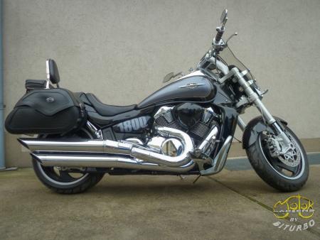 Suzuki VZR 1800 Intruder jobb oldala