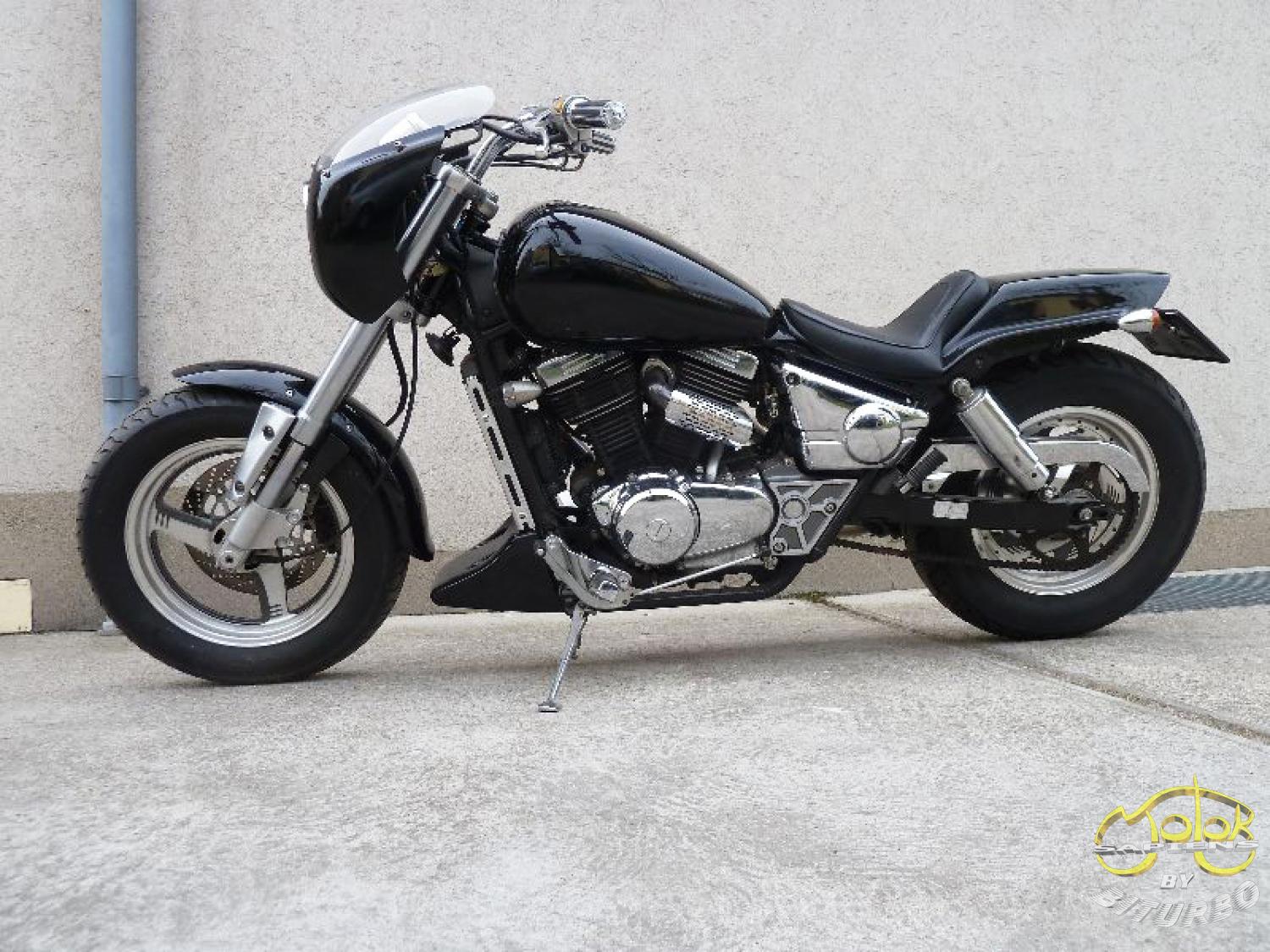 Suzuki vs 400