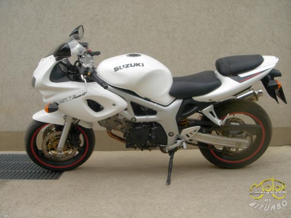 Suzuki SV 400 sportmotor 1